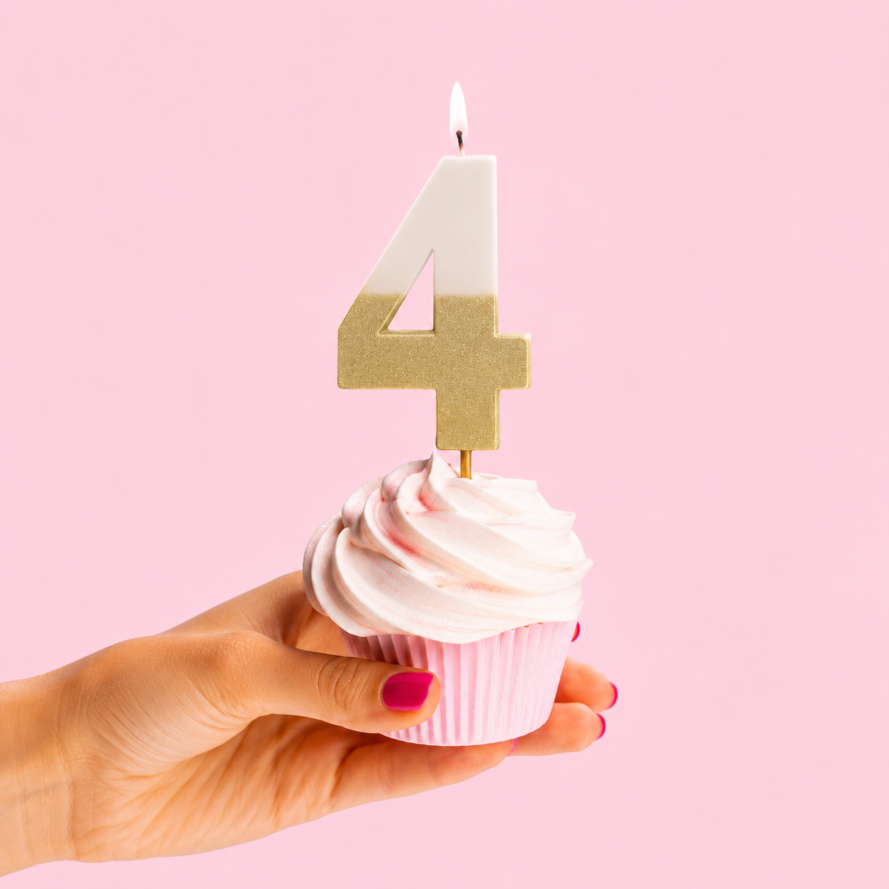 #4 Gold Dip Candle