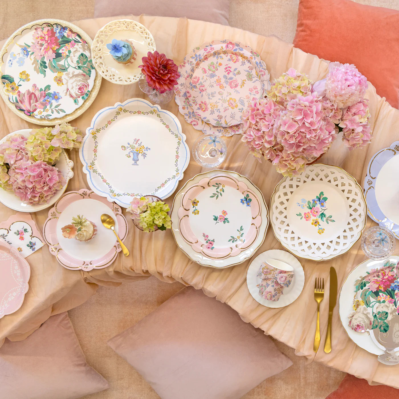 Rococo Flower Plate