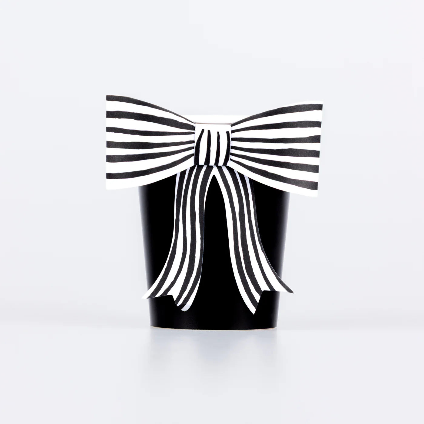 Black/White Bow Cups